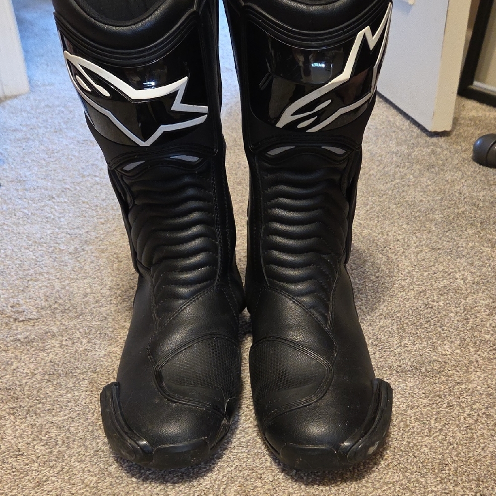 Alpinestars Black Sportbike Boots with White Accents